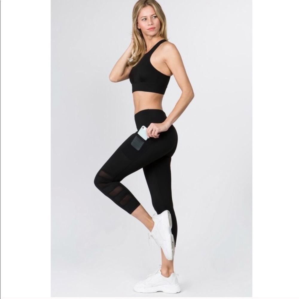 💪🏽MUST HAVE💪🏽 High Waist Mesh Detail Leggings - Picture 3 of 5